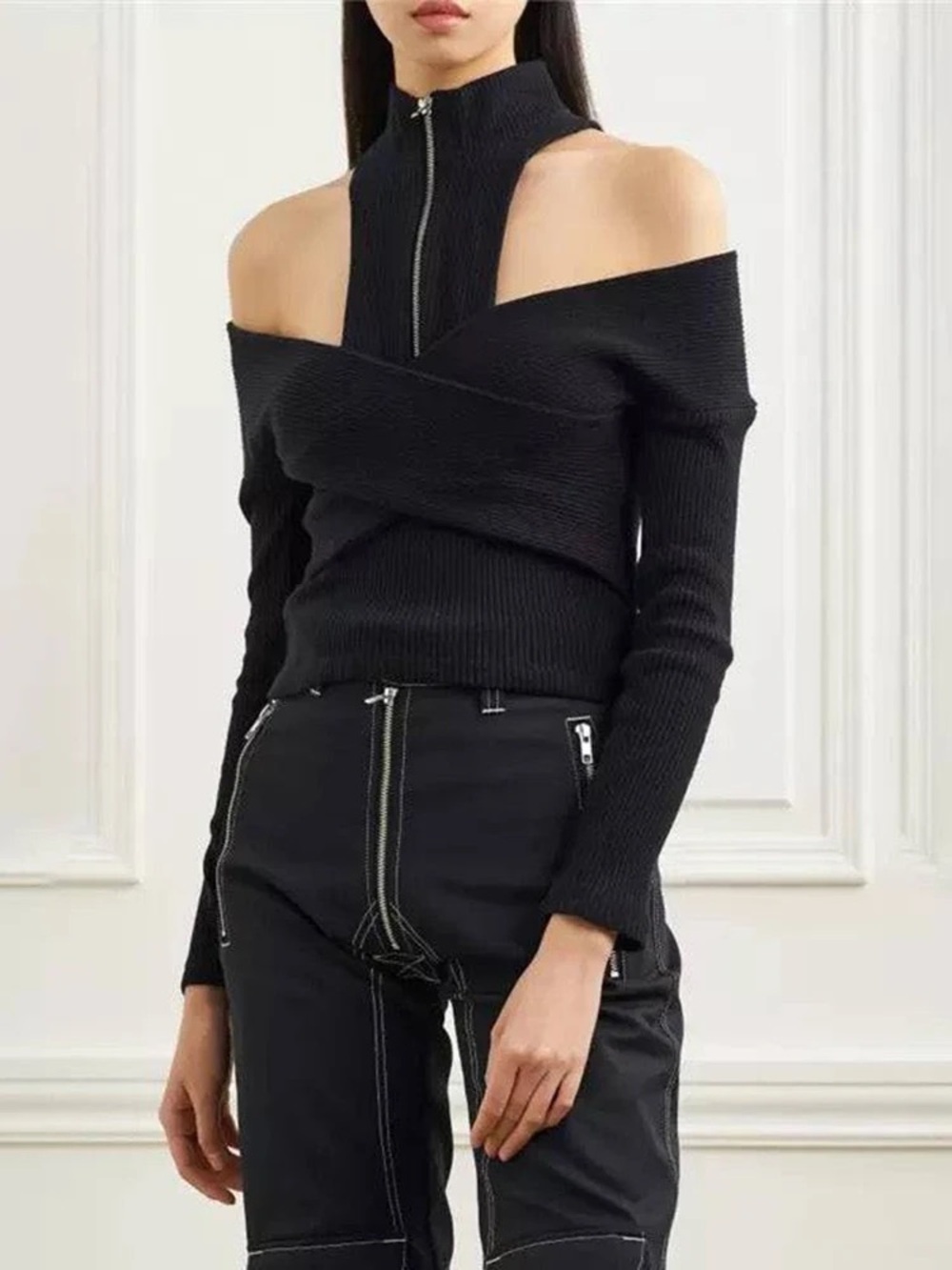 Zip Front Crossover Top Black Size 12 - Picture 2 of 8